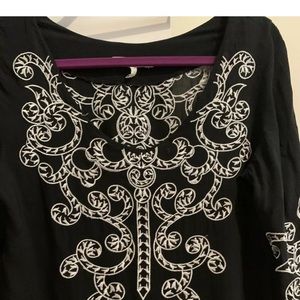 Women’s dress size S